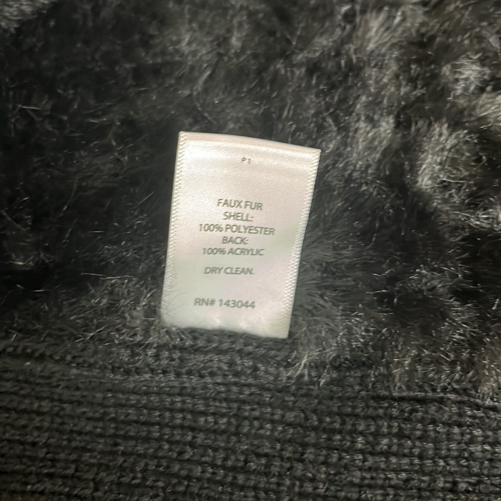 Nanette Lepore Black Faux Fur Vest - Picture 7 of 7